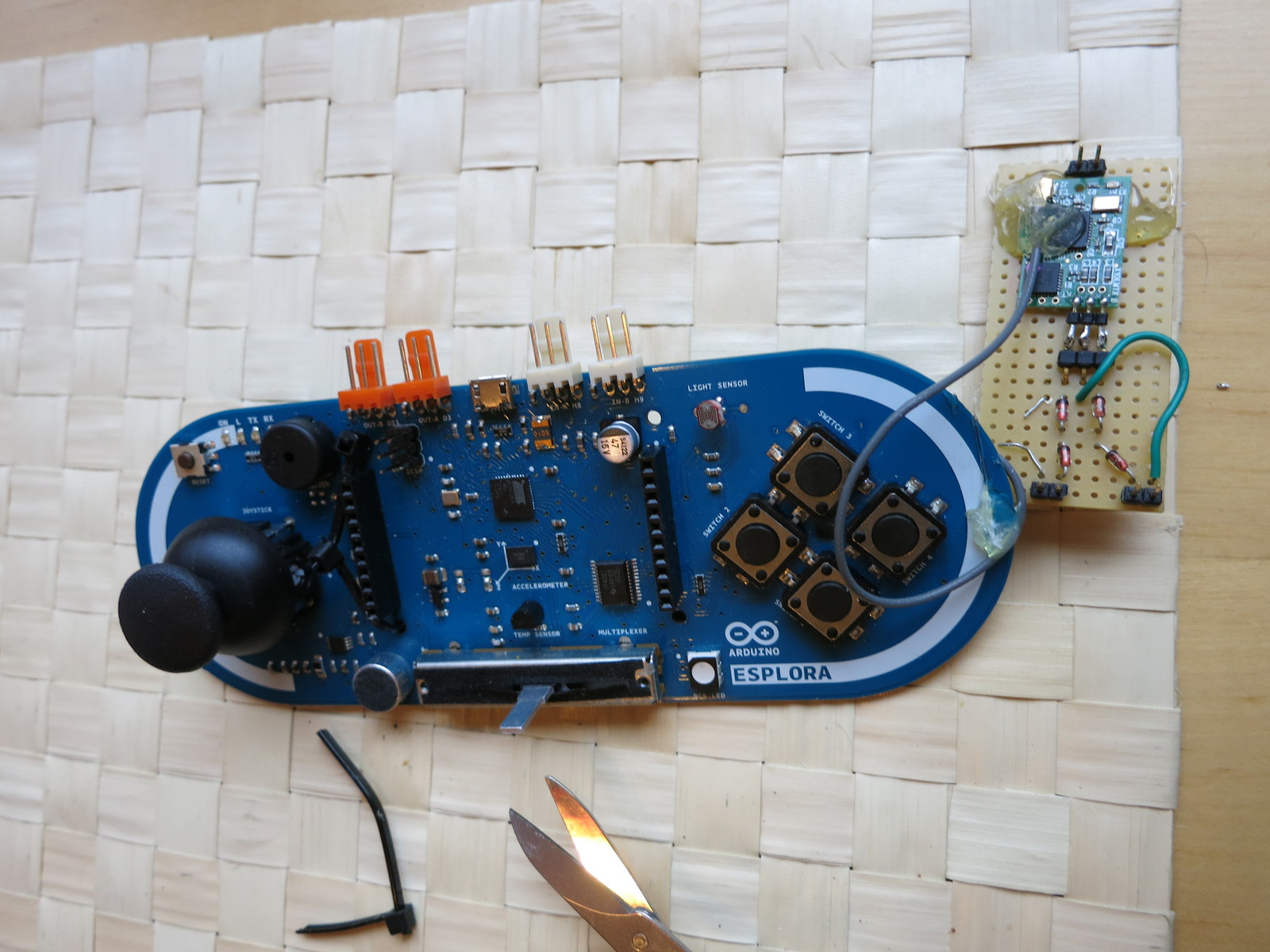 Arduino Esplora Shield for X10EMTX